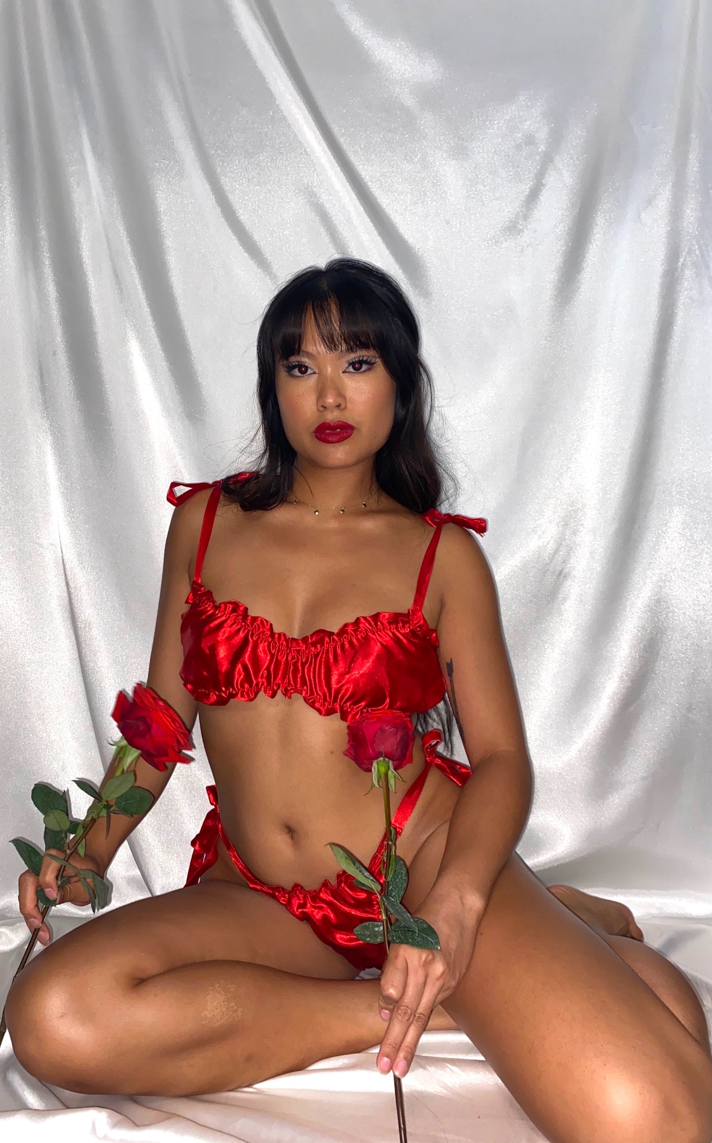 doll set in red